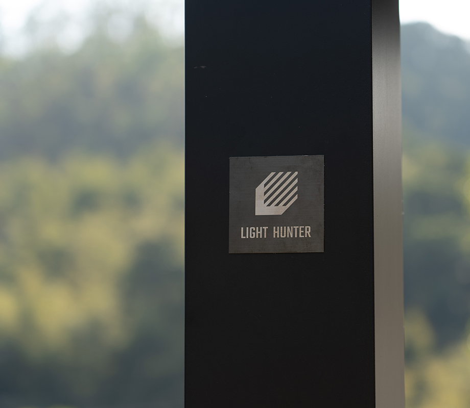 About Us - Light Hunter