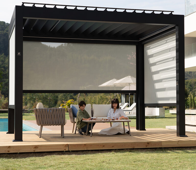 solar pergola